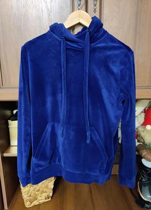 Жіночий спортивний костюм!