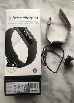 Фитнес часы fitbit charge 4