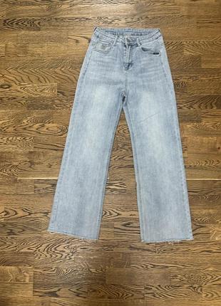 Жіночі джинси