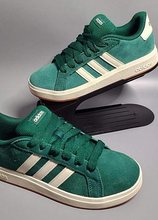 Новые оригинальные adidas р35.5 длина стельки по факту 22.7см