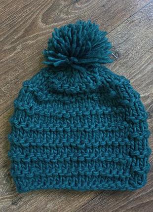 Шапка великої в'язки з балабоном