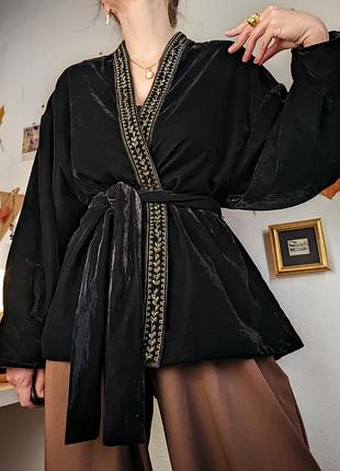 Блуза кимоно бархат черная вышивка бисер с поясом на запах оверсайз объемный рукав жакет