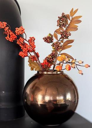 Елегантна декоративна ваза-кашпо в бронзовому відтінку