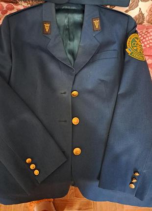 Форма митника