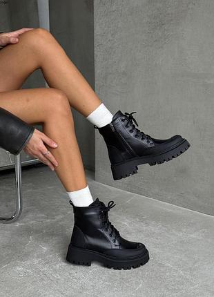 Ботинки с трендовой фурнитурой зима черный шоколад натуральная кожа/лак, кожа, замша