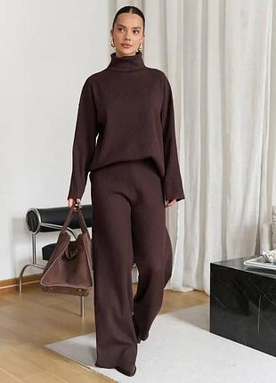 Костюм в рубчик🤎