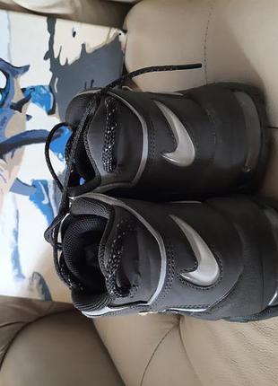 Киоссовки nike 3