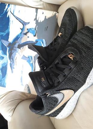 Кроссовки nike