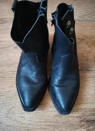 Сказки кожаные