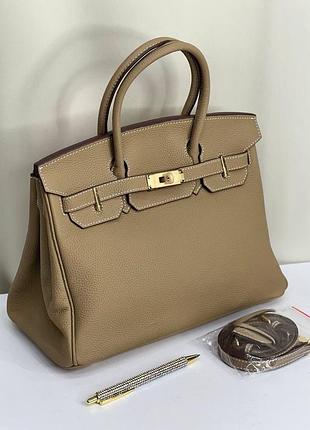 Улюблена сумочка біркін в кольорах з ключиком ремінцем та брелком