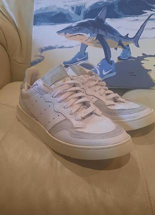 Кроссовки adidas