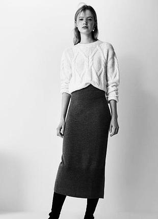 Чорна трикотажна спідниця