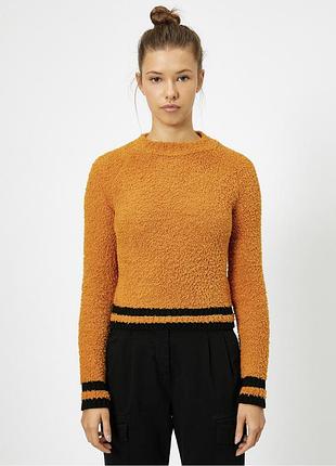 Мягкий вкорочений светр