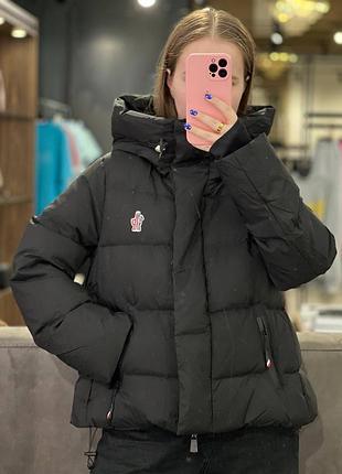 Зимова куртка брендова