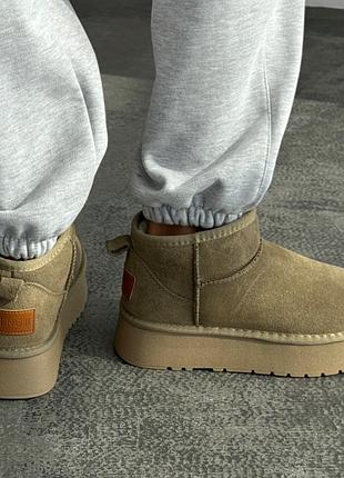 Оливкові уггі платформа, натуральна замша 36,39,40р код 3133