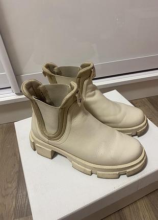 Осінні черевички