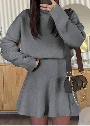 Костюм юбка и свитер, : шоколад, черный, бордо, серый и молоко s,m,l,xl