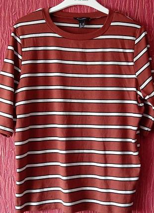 Футболка жіноча