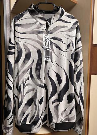 Блуза из плотного трикотажа