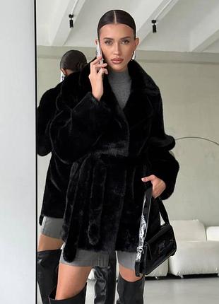 Шуба жіноча