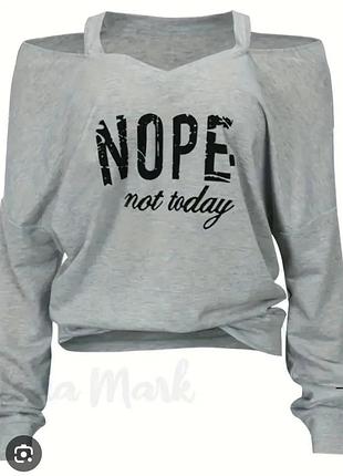 Женский серый джемпер свободного кроя с принтом с открытыми плечами от бренда shein