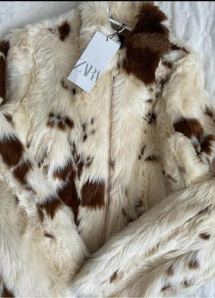 Шуба zara з принтом