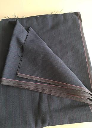 Якісна костюмна тканина