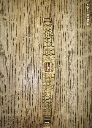 Accurist винтажные часы