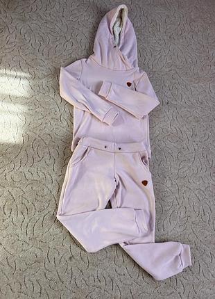 Спортивний костюм