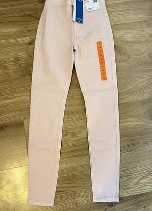 Джинси скіні