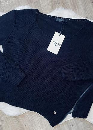 Светр на замочку з асиметричним низом