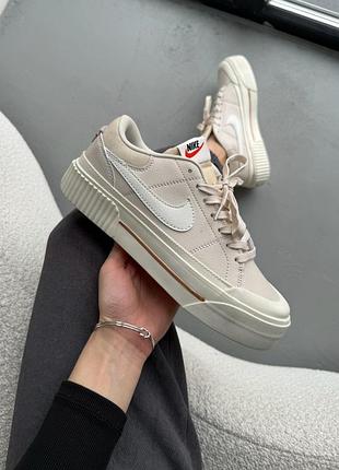 Nike court legacy beige
