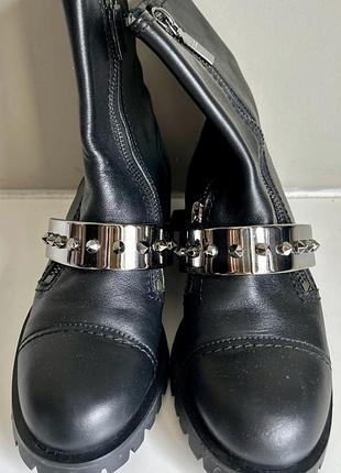 Жіночі черевики