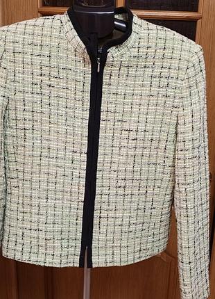 Красивый жакет