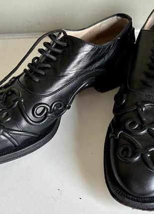 Жіночі туфлі