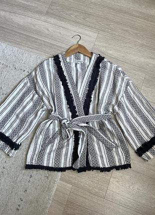 Жакет жіночий
