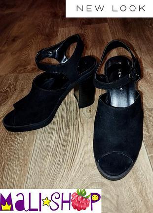 Босоніжки під замшу new look