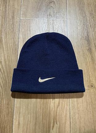Вінтажна шапка nike