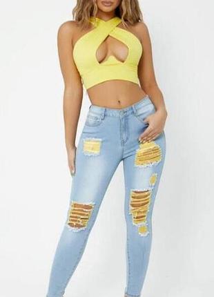 Shein. джинсы скинни с желтыми порезами.