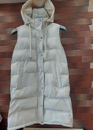 Пуховик безрукавка zara розмір s