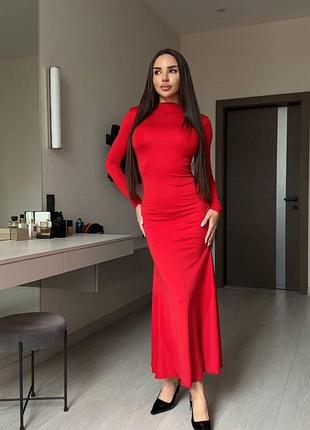 Сукня червона