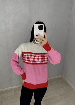 Теплий яскравий светр