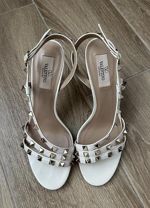 Босоніжки valentino оригінал