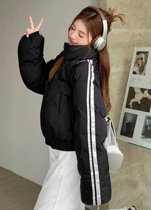 Теплая зимняя курточка