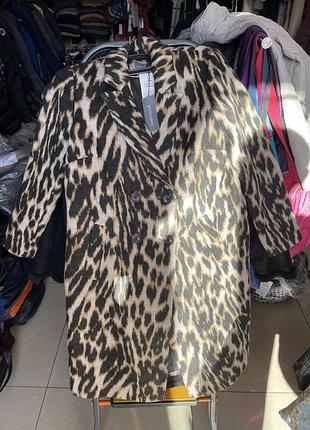 Пальто великого розміру  principles