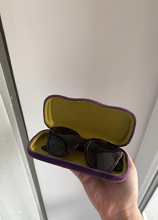 Сонцезахисні окуляри gucci у черепаховій оправі, нові оригінал