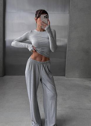 🔸костюм трійка 
▪️модель: bb 1628
▪️тканина: натуральна віскоза
▪️розмір: 42-46
▪️колір: синій, меланж, графіт, чорний, шоколад, білий