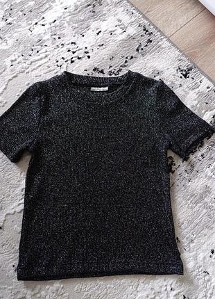Короткий черный свитерик