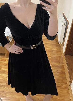 Вечірня стильна сукня