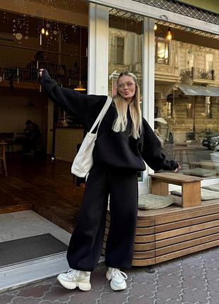 Теплий жіночий брючний прогулянковий костюм вільного крою